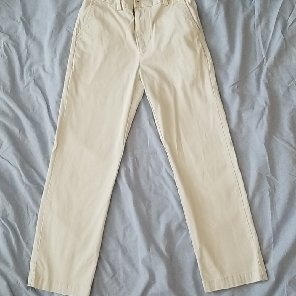 Vineyard vines light khakis 10
